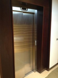 Oblaganje zidova i ulaza yuit 08